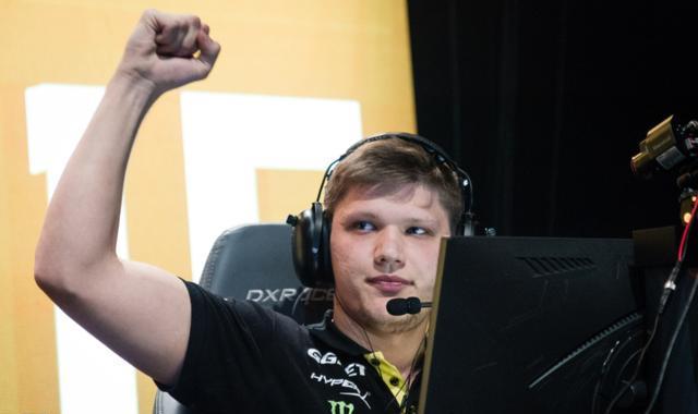 Oh My God 官方：打野 xiaofang （方哲宇）从今天开始以自由球员身份离队