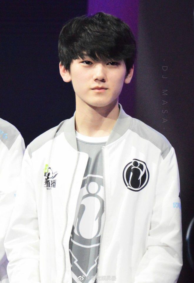 Doran , Jayce, Whirlwind Charge, Smash , Big Heart, Kaisa, Triple Kill, Brave Fly, T1 领先